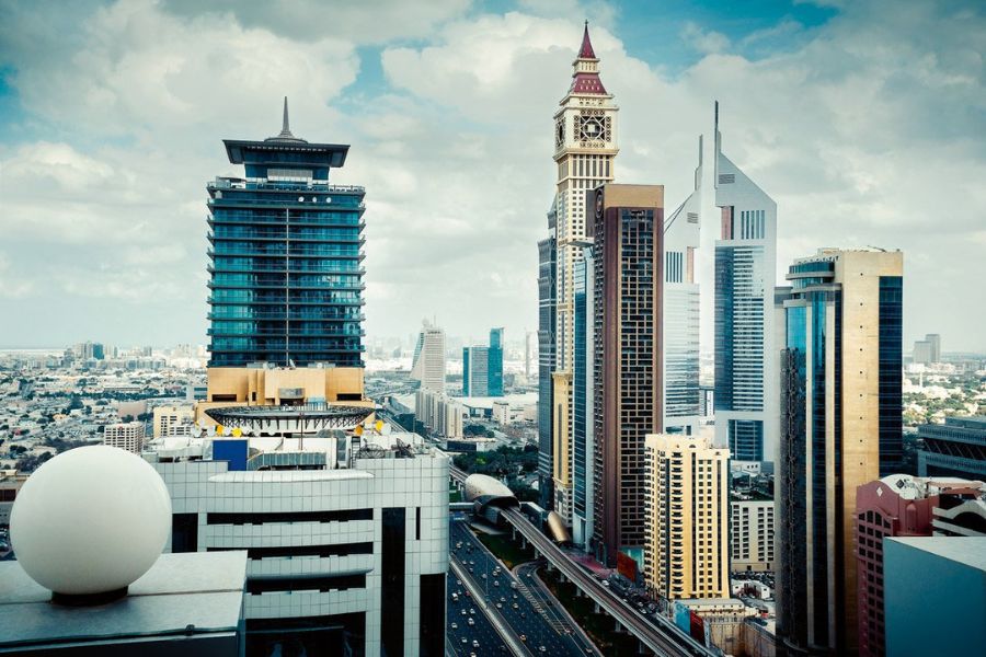 Invest in Dubai's Property (8)