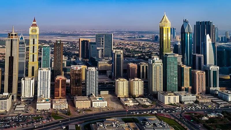 Dubai Property Market: Save cash to seize next opportunity
