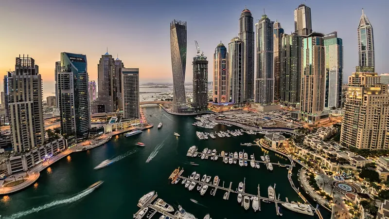 Dubai Marina real estate shines with luxury waterfront homes