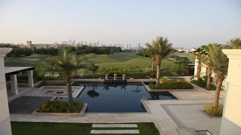 Luxury Villa with Private Pool Dubai Golf Views