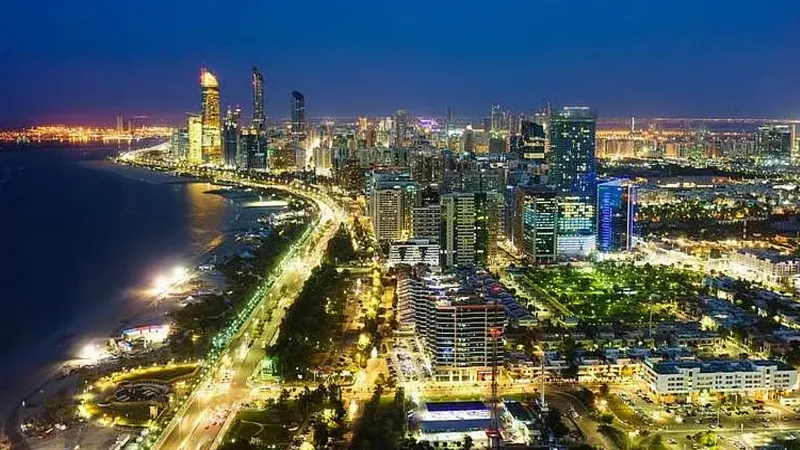 New community between Dubai, Abu Dhabi to host large mall